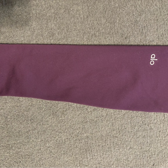 High-Waist Airbrush Legging Dark Plum EUC - Picture 5 of 8